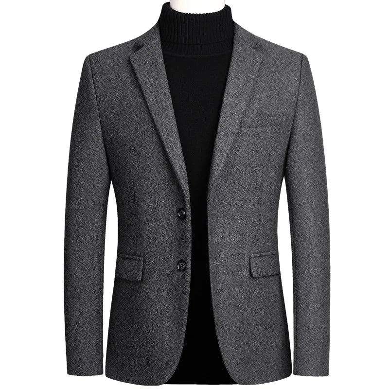 Blazer Masculino Slim Fit Vormount VT105 em algodão e poliéster, ideal para um visual elegante em eventos formais ou looks casuais refinados.