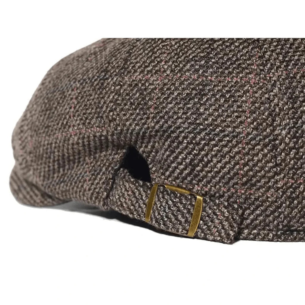 Boina Masculina Italiana Vormount VT096 em cores clássicas, destacando estilo e conforto para homens elegantes em qualquer ocasião.