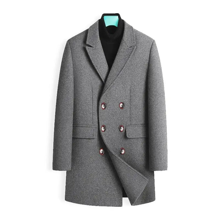 Sobretudo masculino Vormount VT126 em lã, ideal para climas frios, combina elegância e funcionalidade com fecho em botões e suéter interno impermeável.