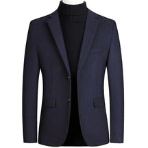 Blazer Masculino Slim Fit Vormount VT105 em algodão e poliéster, ideal para um visual elegante em eventos formais ou looks casuais refinados.