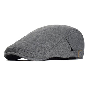 Boina masculina italiana em algodão Vormount VT093, elegante e confortável, ideal para composições casuais e formais com estilo e autenticidade.