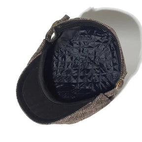 Boina Masculina Italiana Vormount VT096 em cores clássicas, destacando estilo e conforto para homens elegantes em qualquer ocasião.