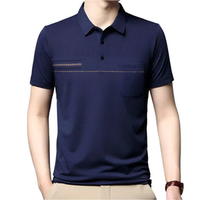 Camisa Polo Masculina Vormount VT148 com listras sutis, feita de algodão e poliéster, unindo conforto e estilo para uso diário.