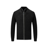 Suéter Masculino com Zíper Vormount VT131, elegante e funcional, feito de algodão de alta qualidade, ideal para manter o calor nos dias frios.
